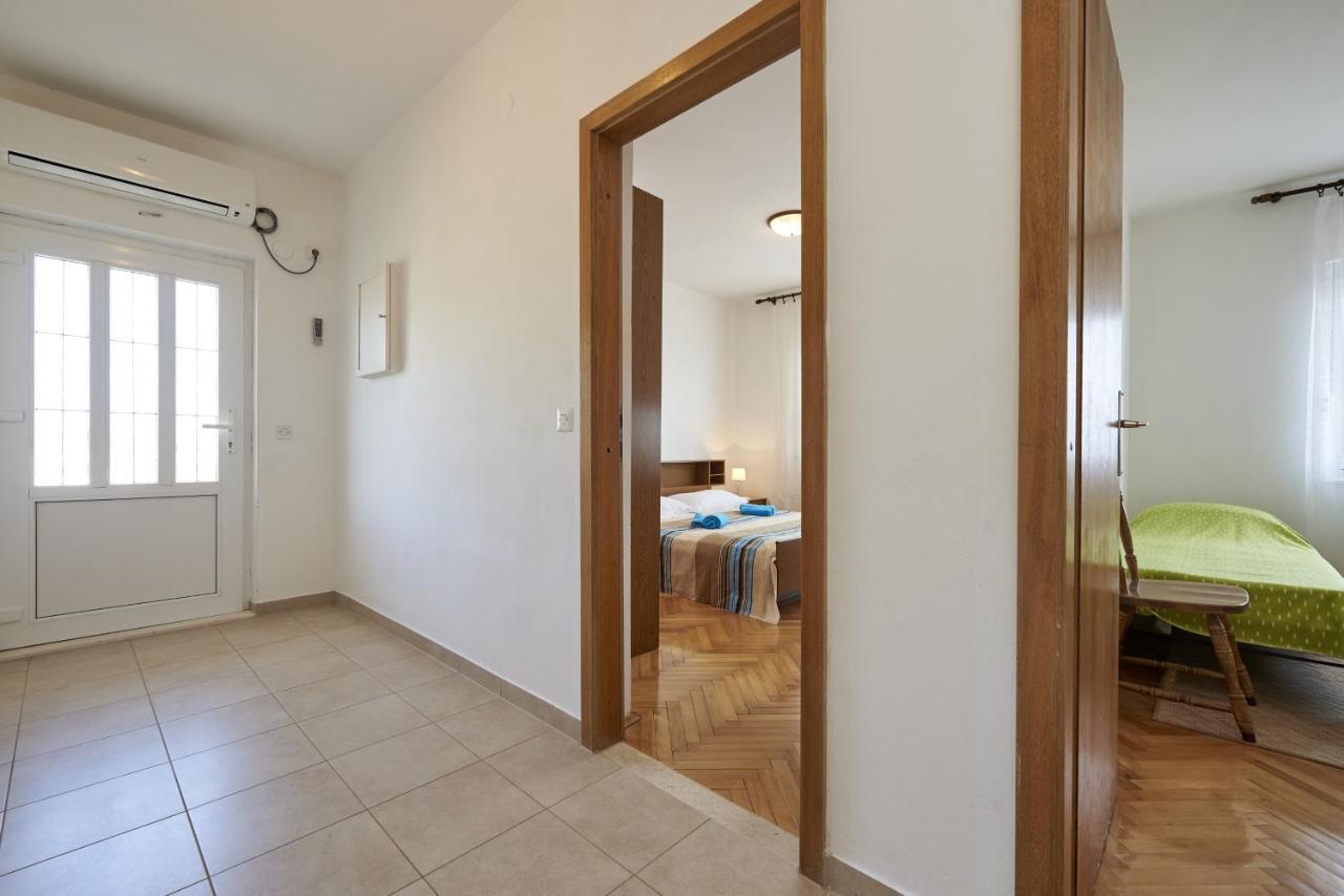 Apartments By The Sea Slatine, Ciovo - 15504 エクステリア 写真